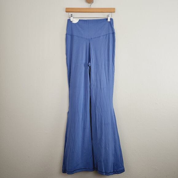 NEW Aerie Offline Blue Real Me Super Flare Crossover Flare Legging - Picture 7 of 13